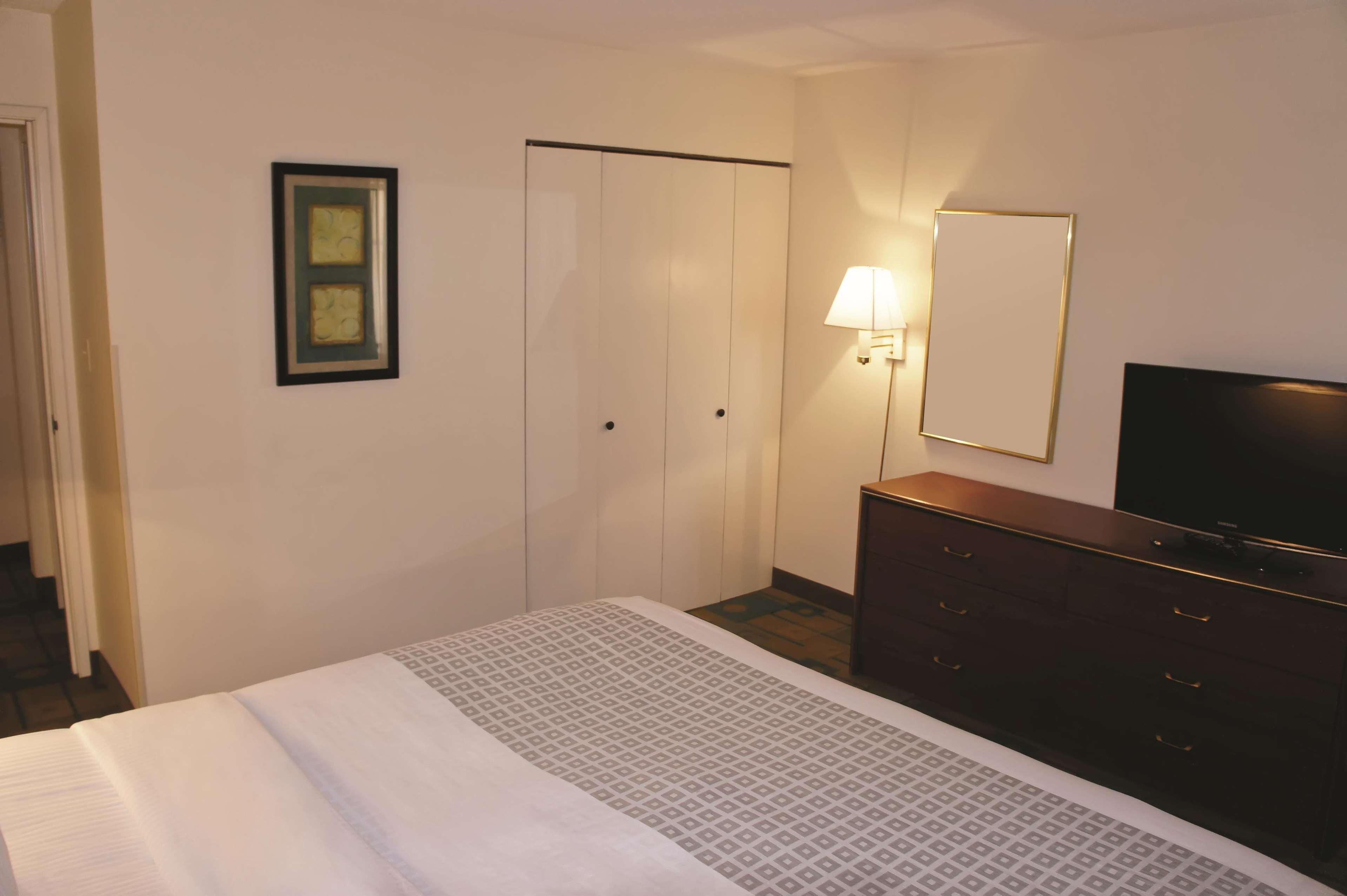 La Quinta By Wyndham Des Moines West Clive Hotel Buitenkant foto
