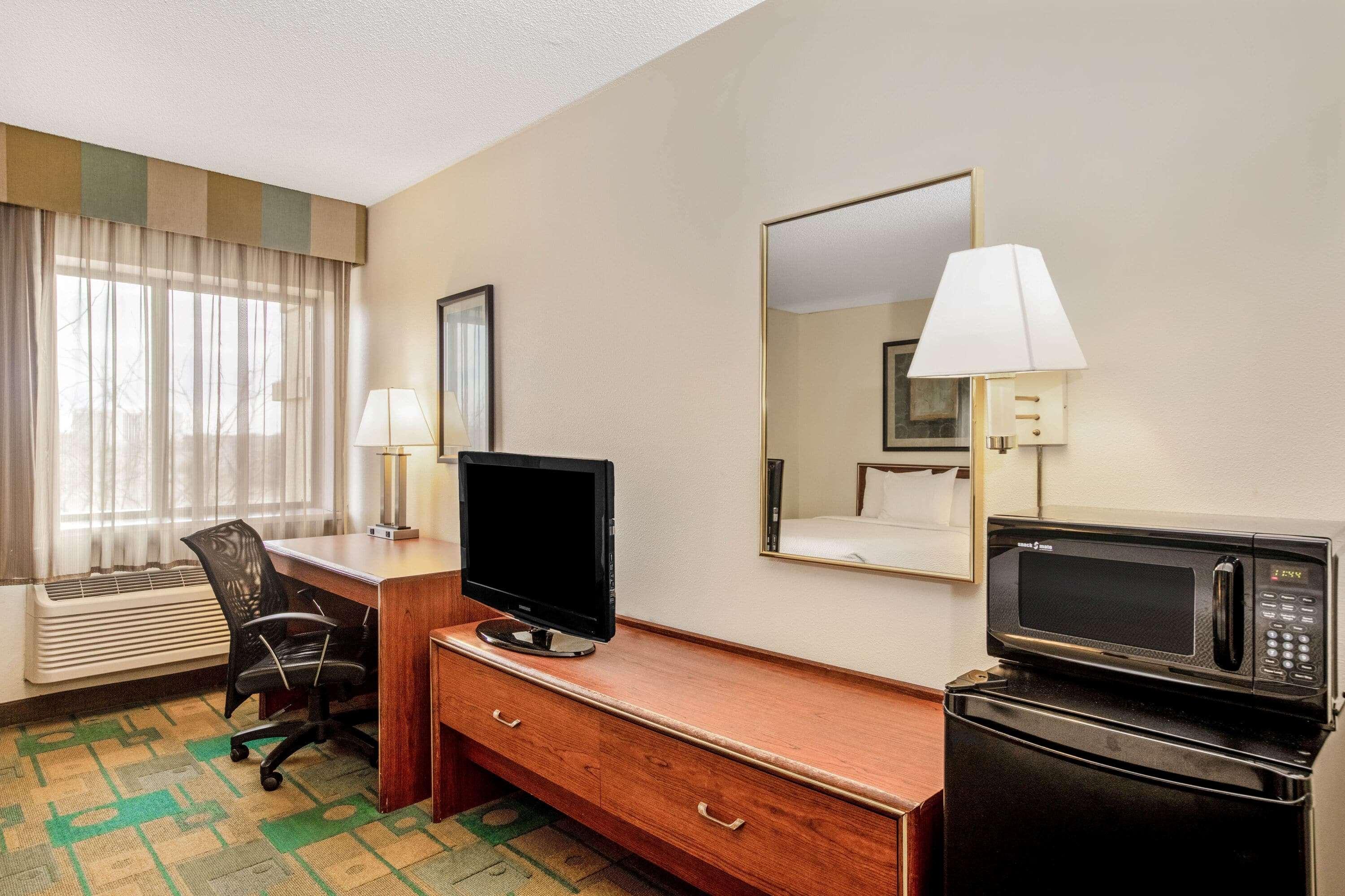 La Quinta By Wyndham Des Moines West Clive Hotel Buitenkant foto