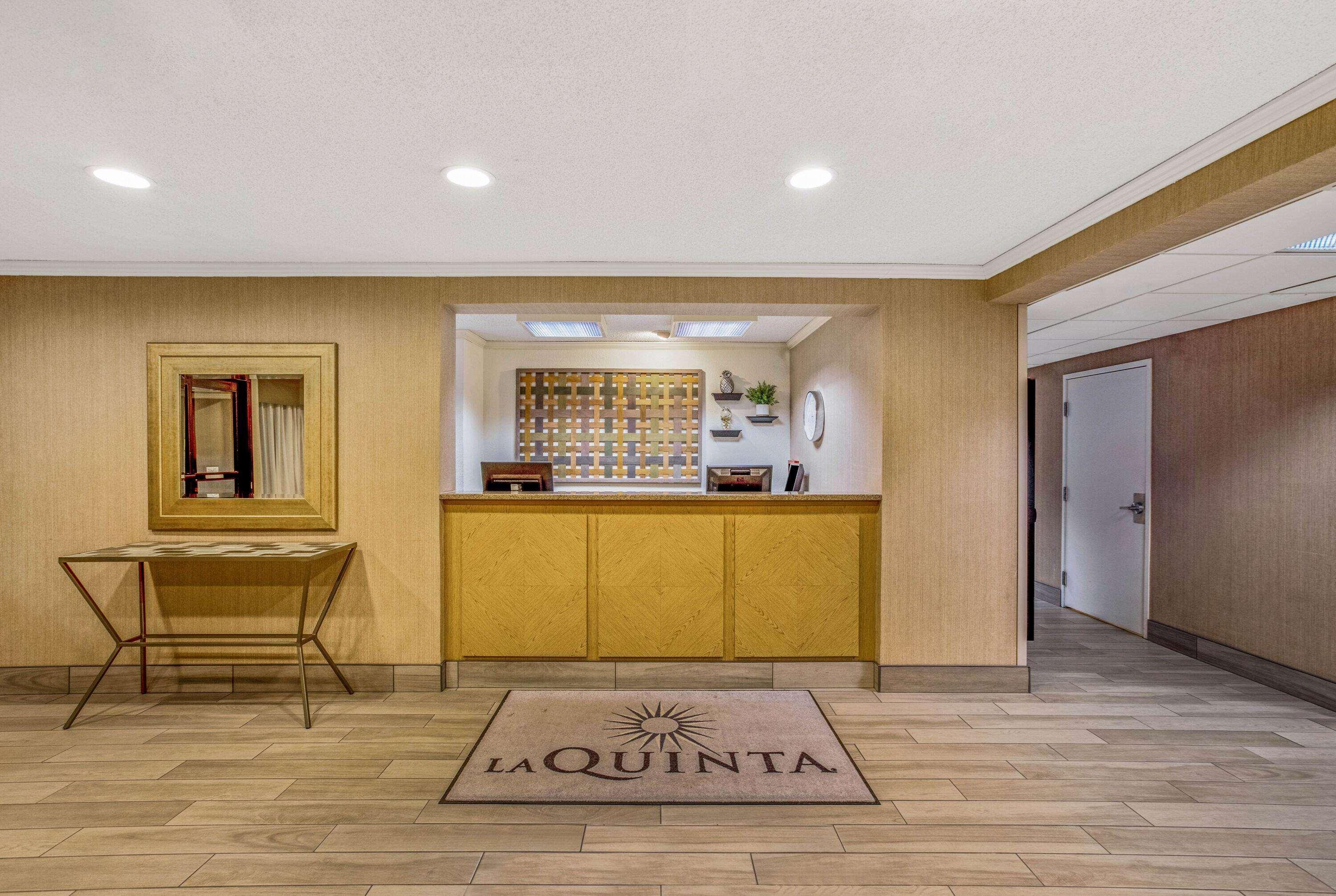 La Quinta By Wyndham Des Moines West Clive Hotel Buitenkant foto