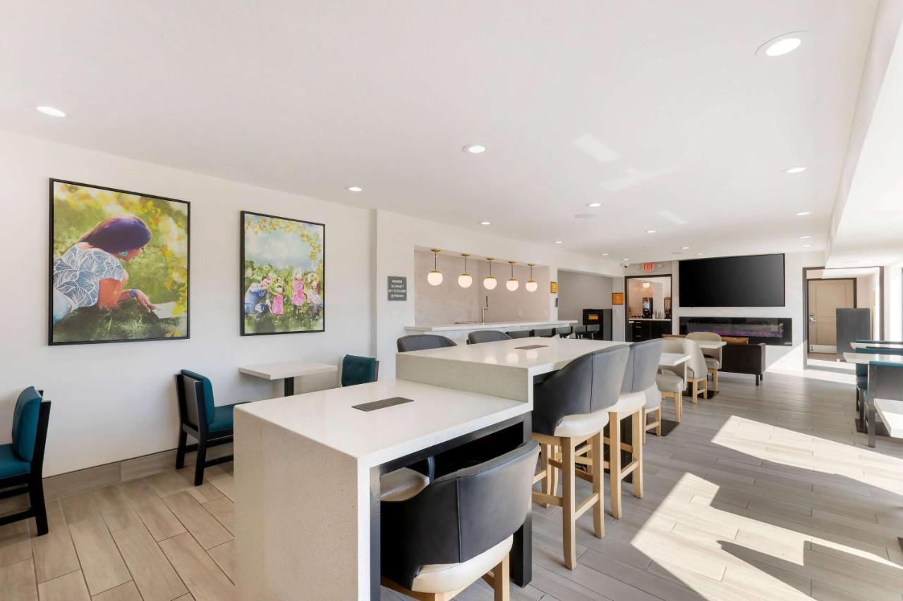La Quinta By Wyndham Des Moines West Clive Hotel Buitenkant foto